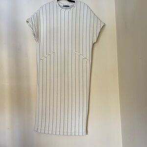 Zara Casual White & Navy/Black Striped Shift Dress size S